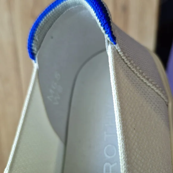 NWOT - Rothy's The City Slip-On Shoes - White - Size 8 - Picture 3 of 6